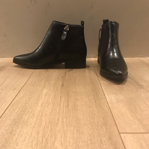 Steve Madden Crocodile Booties - Picture 6 of 8